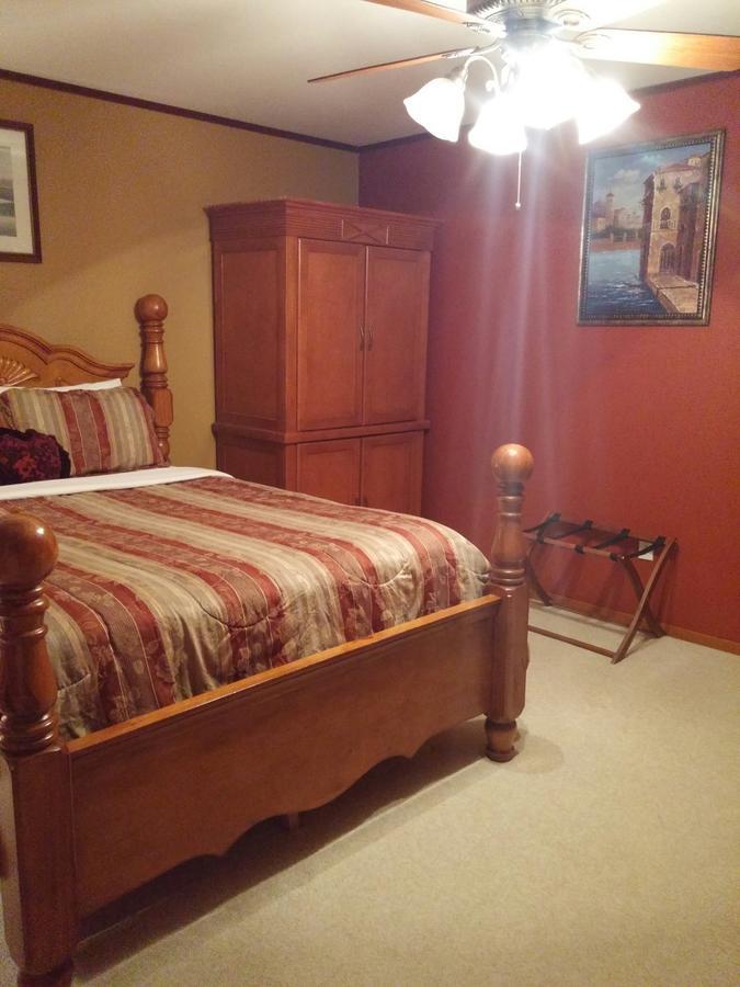A Hyde Away Inn B&B Tok Eksteriør bilde